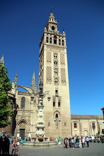 Seville panoramic tour by car
