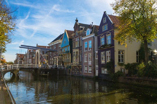 Self guided tour with interactive city game of Alkmaar