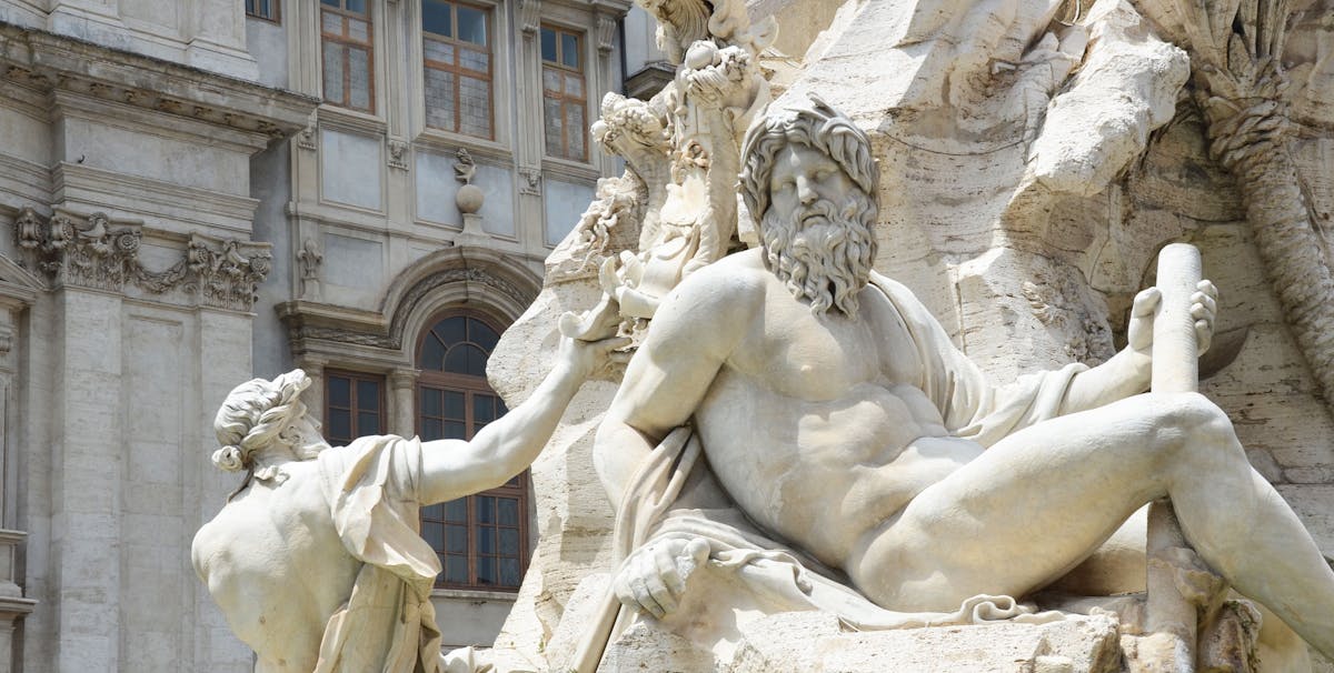 Tour delle piazze e delle fontane di Roma con Musei Vaticani e pranzo