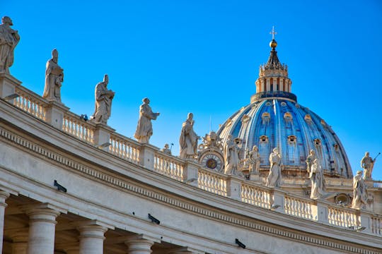 Visita ao mercado com almoço e visita aos Museus do Vaticano