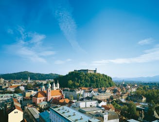 Dagtocht naar Ljubljana, Postojna-grot en Predjama-kasteel vanuit Zagreb