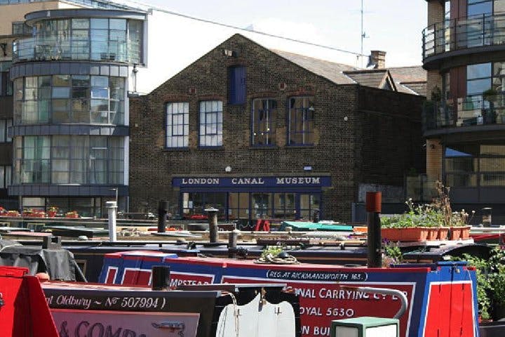 London canals private walking tour Musement