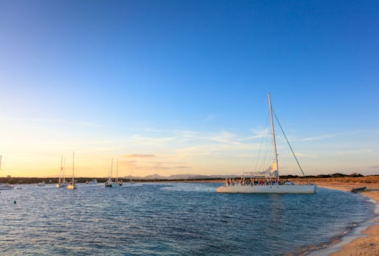 Croisière en Catamaran au Coucher du Soleil