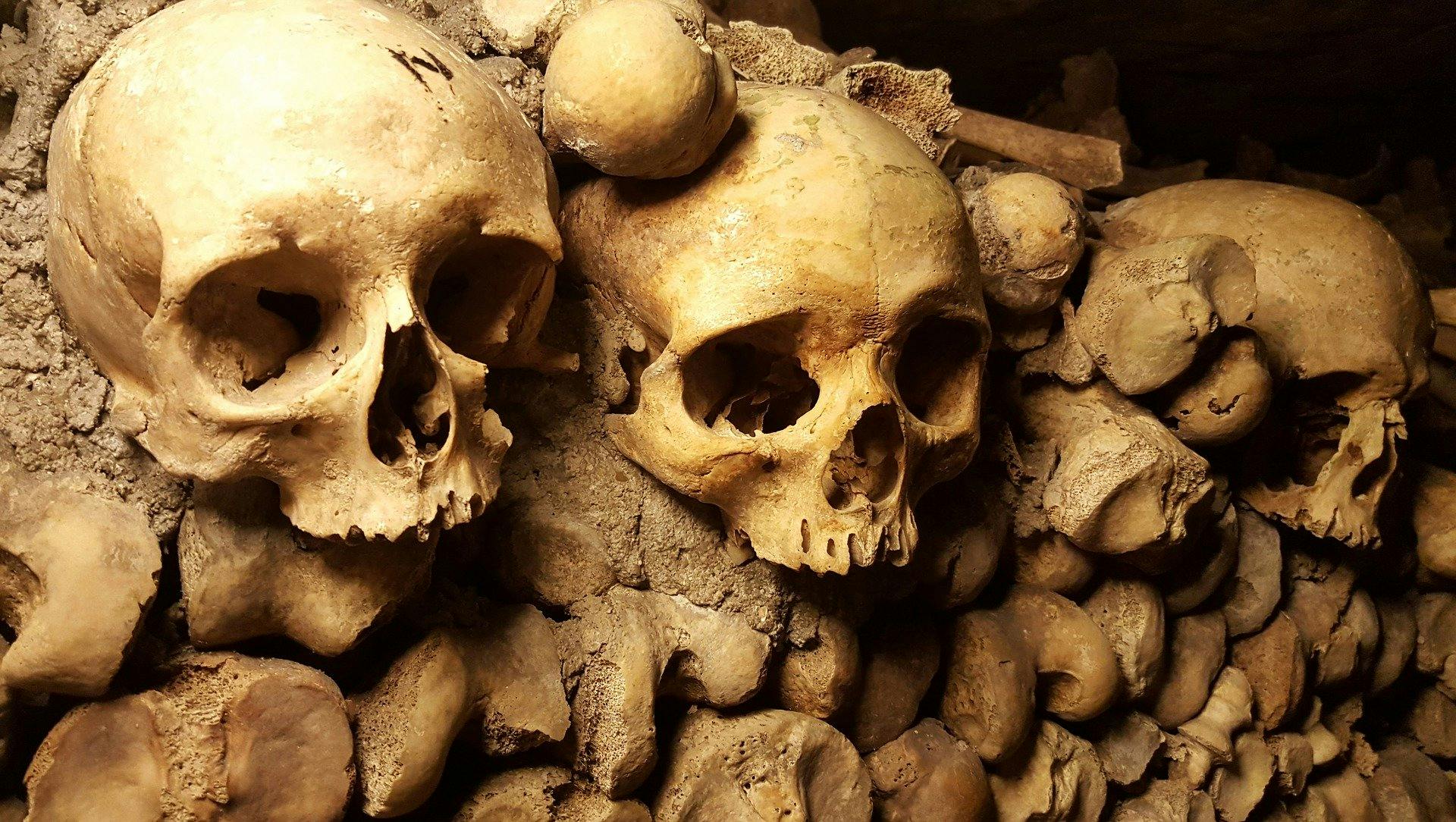 Visite souterraine des catacombes de Rome