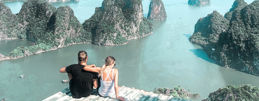 Ha Long Bay Instagram private day tour with lunch