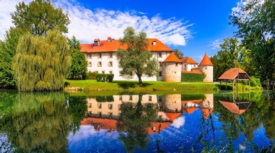 Terre de foin et musée en plein air de la côte slovène