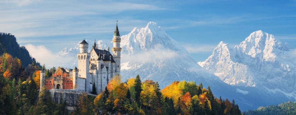 Tour privado de un día completo a los castillos reales de Baviera desde Salzburgo