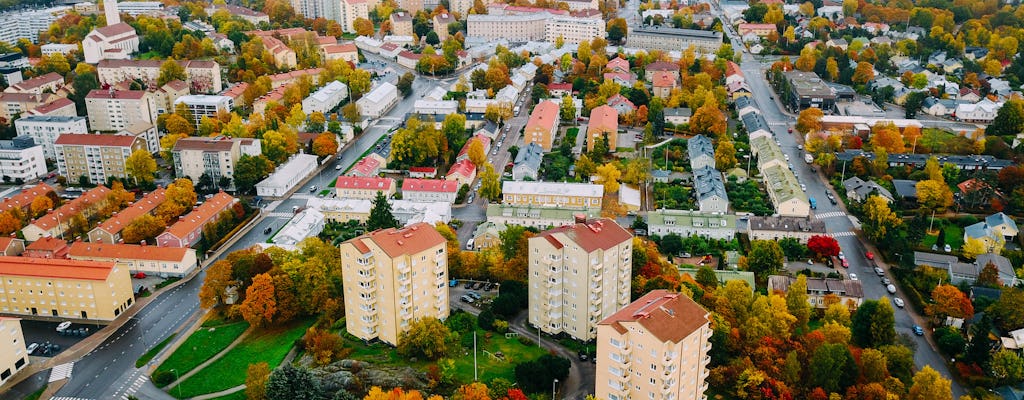 Całodniowa wycieczka z przewodnikiem po Turku i zamku z Helsinek samochodem