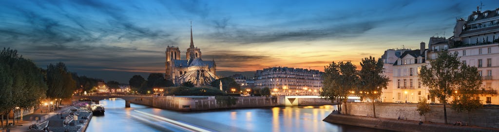 Biglietti per la cima della Torre Eiffel e giro in barca serale