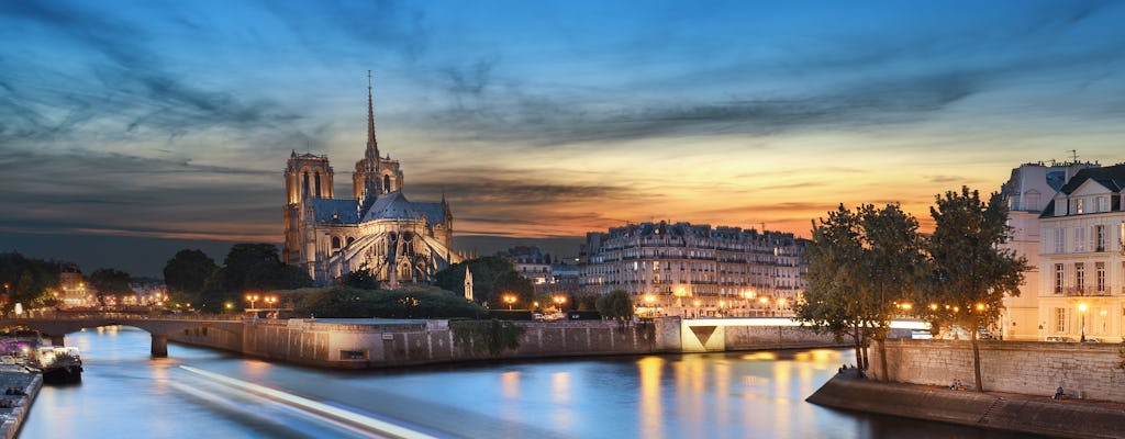 Entradas para la cumbre de la Torre Eiffel y crucero por el río por la noche