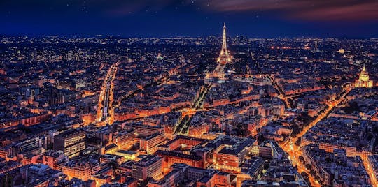 Acceso a la cumbre de la Torre Eiffel, crucero y cena romántica