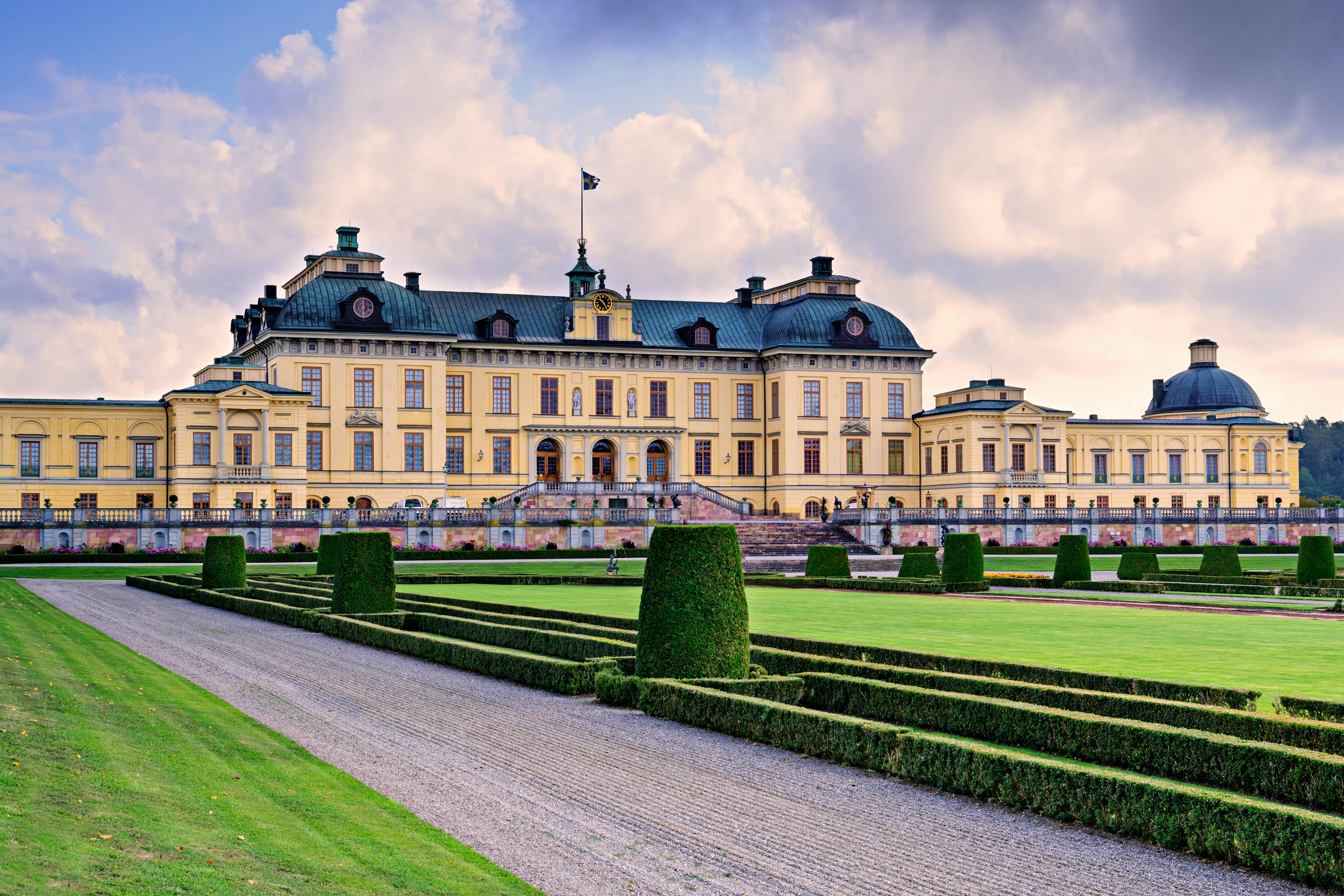 Oplev svenske kongelige slotte på privat udflugt