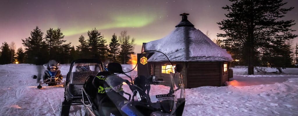 Sneeuwscootersafari door Aurora Borealis