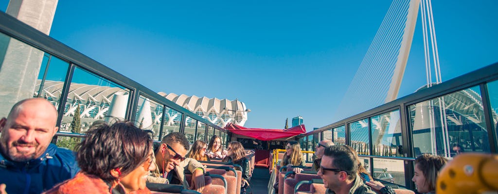 Valencia 48-hour tourist bus and Oceanografic tickets