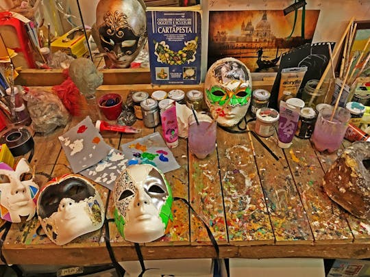 Curso de decoração "Criar o seu Carnaval de Veneza"