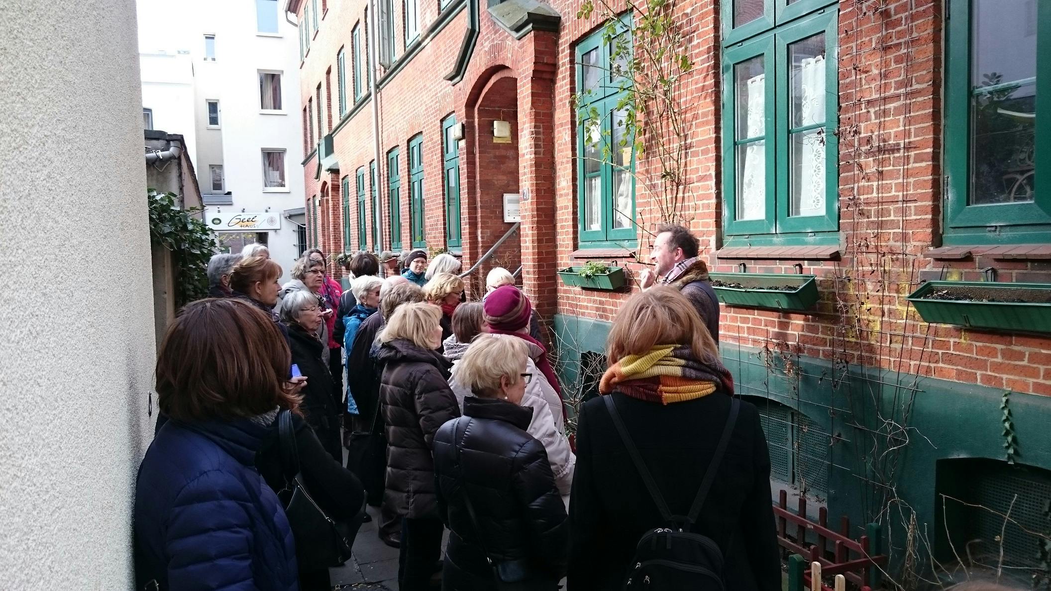 Guided tour through Hamburg's district St. Georg