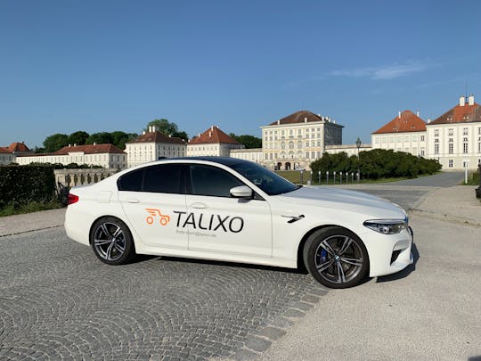 Private transfer between Athens International Airport and city center