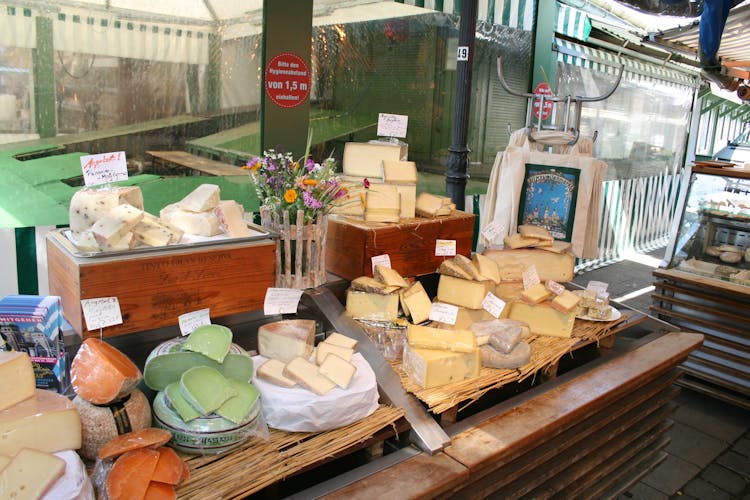 Bavarian food tour at Viktualienmarkt Munich