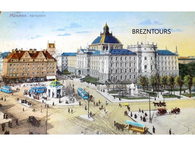 Rikscha-Tour durch München mit Postkarten aus dem 20. Jahrhundert