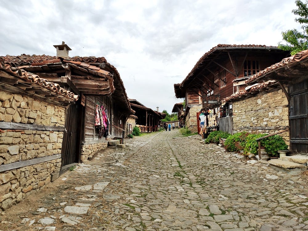 Ultimate self-guided Zheravna walking tour