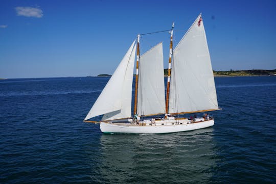 Tagessegel auf Adirondack III in Boston