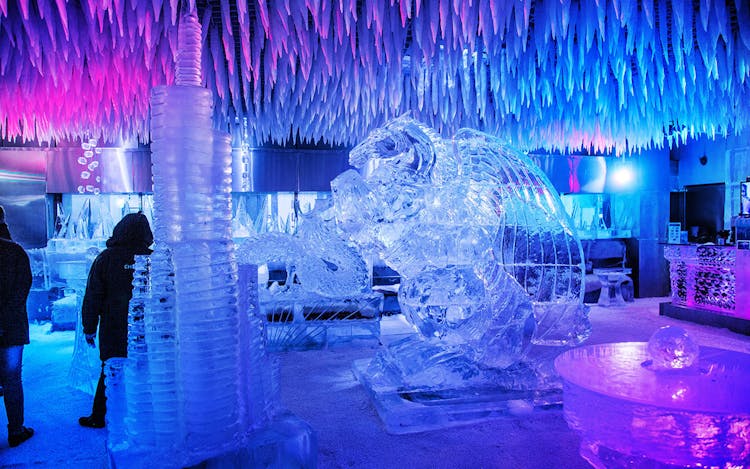 Chillout ice lounge experience