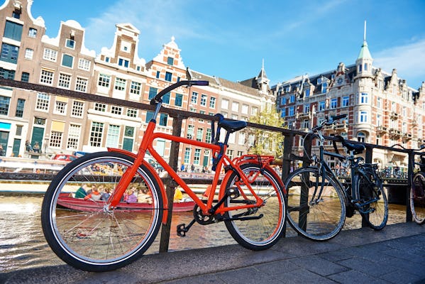 Tour privato in bicicletta dei punti salienti e delle gemme nascoste di Amsterdam