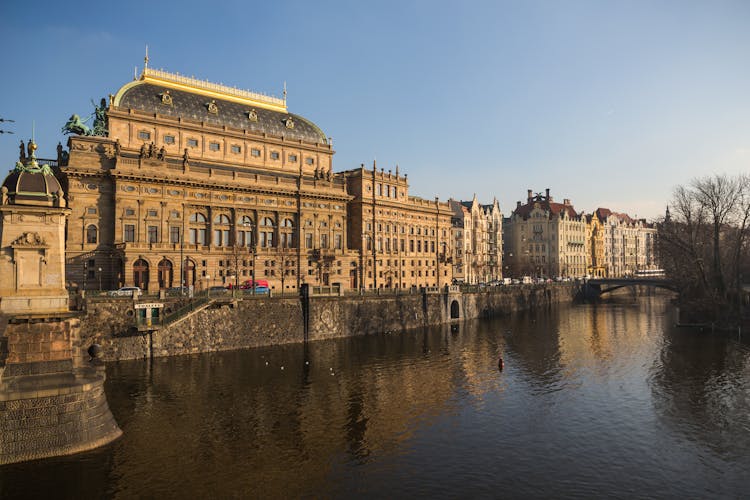 Private photography tour past the famous city landmarks of Prague