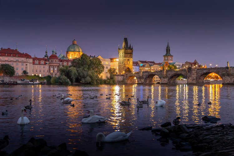 Private photography tour through Prague, the city of lights