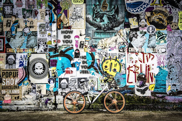 Private photography tour through the Urban RAW area and East Side Gallery