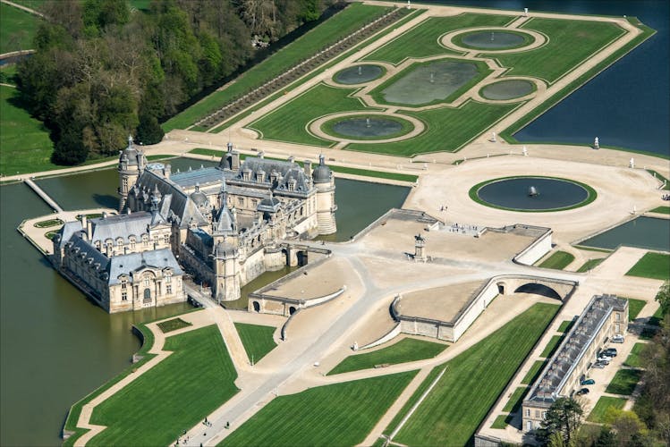 Private excursion from Paris to the domain of Chantilly