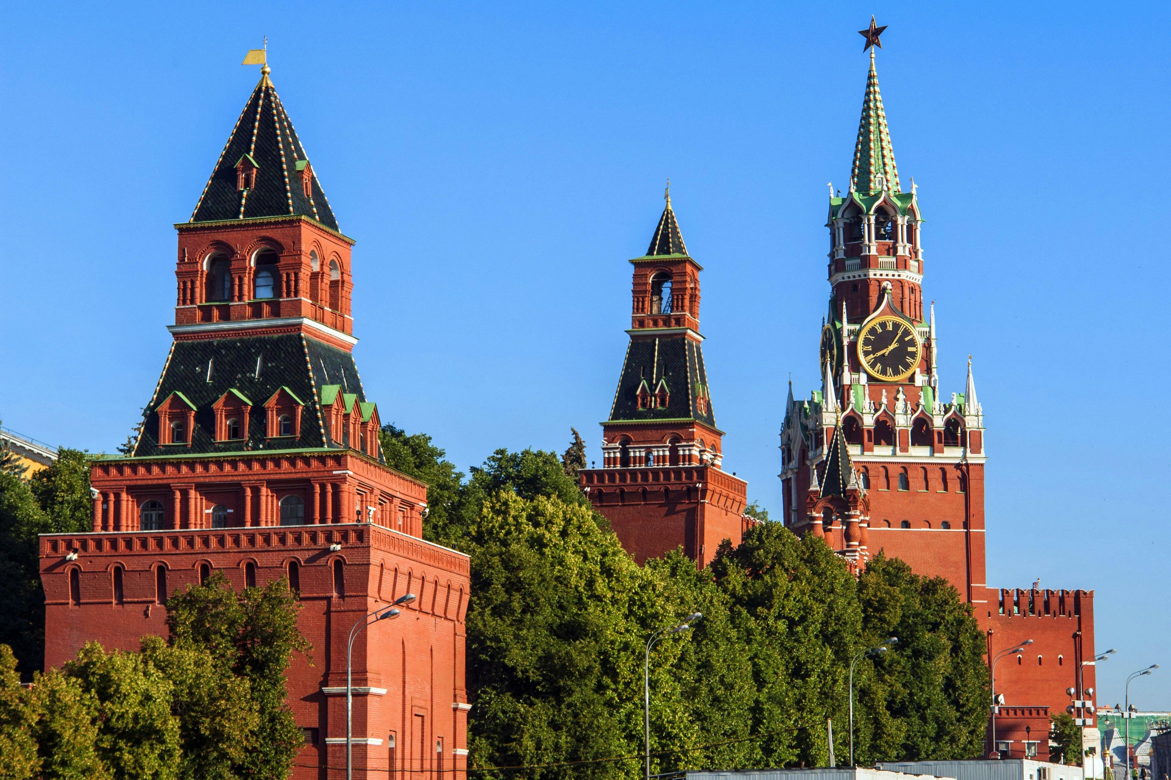 Знаменитые башни россии