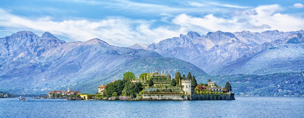 Private cruise discovering the villas of Lake Maggiore