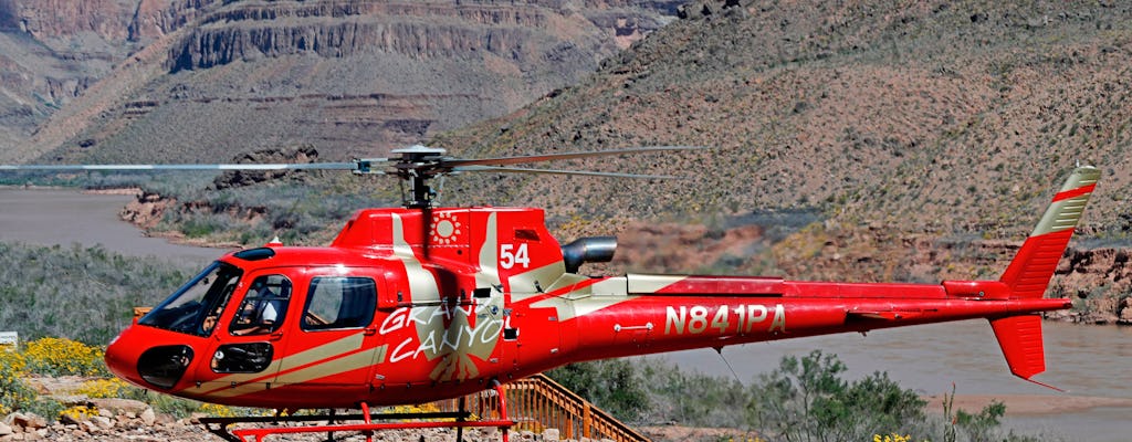 Tour de ônibus pela margem oeste do Grand Canyon com parada para fotos na Represa Hoover e  passeio de helicóptero