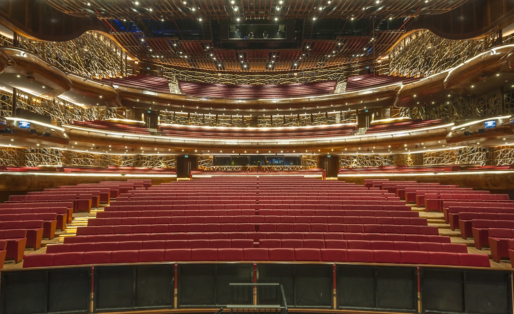 Architectural tour at Dubai Opera | musement