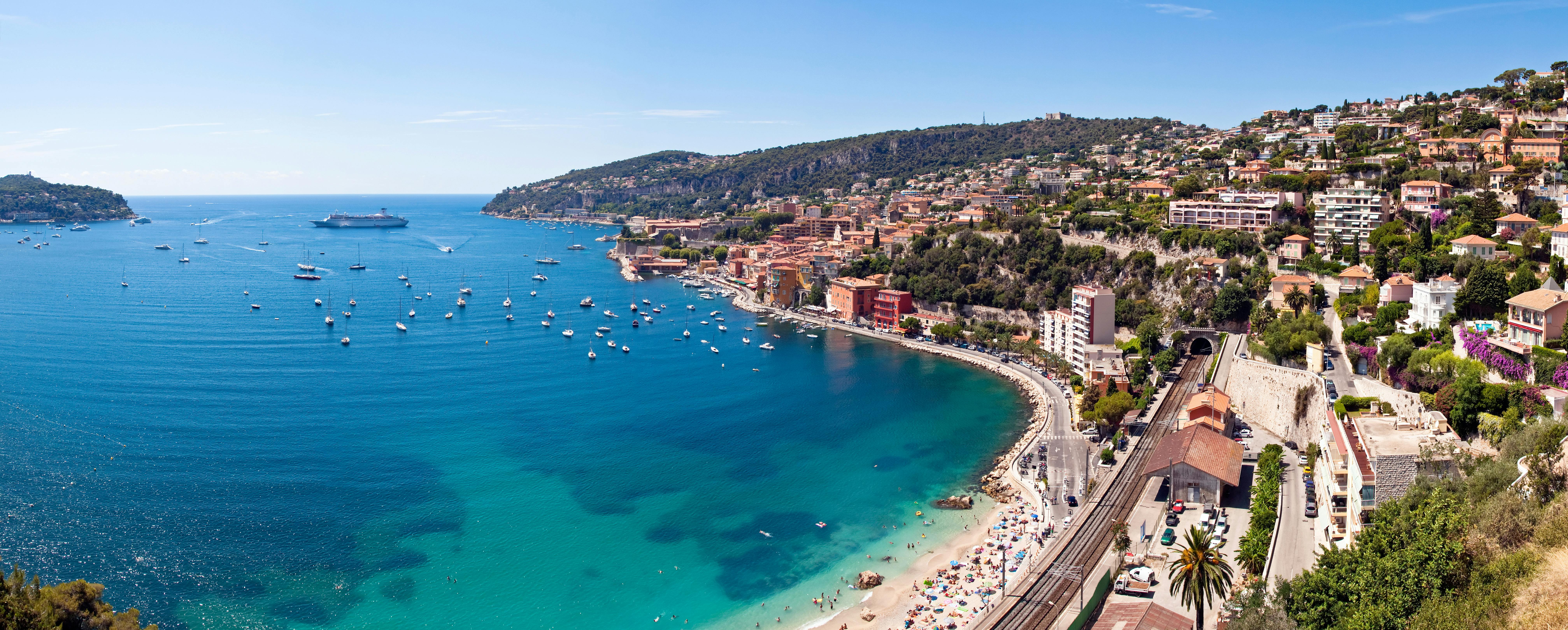 Privéreis naar Cannes en Antibes vanuit de havens van Nice of Villefranche