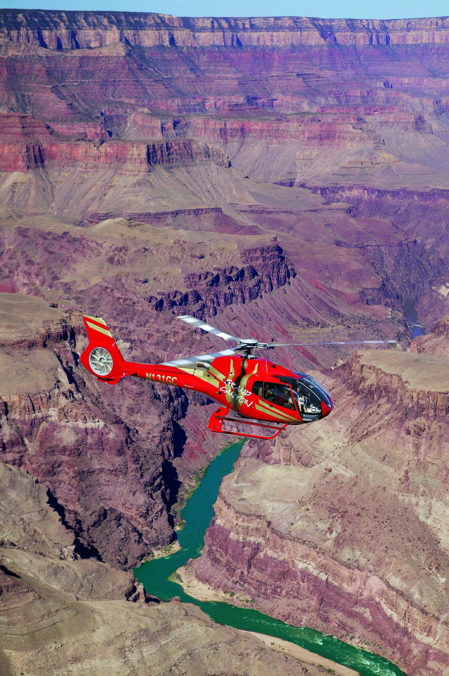 Grand Canyon South Rim: bustour en helikoptervlucht
