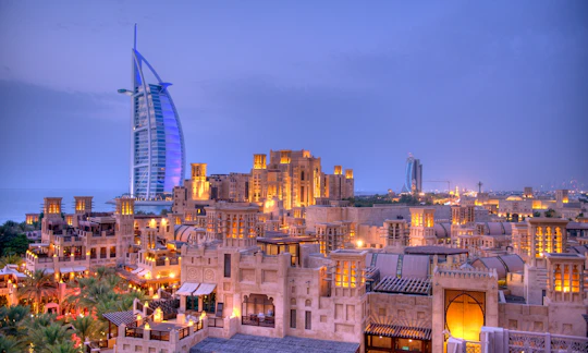 Half-day tour of Dubai and Burj Khalifa entrance ticket