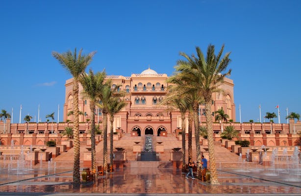 Abu Dhabi city tour and coffee at  Emirates Palace from Dubai