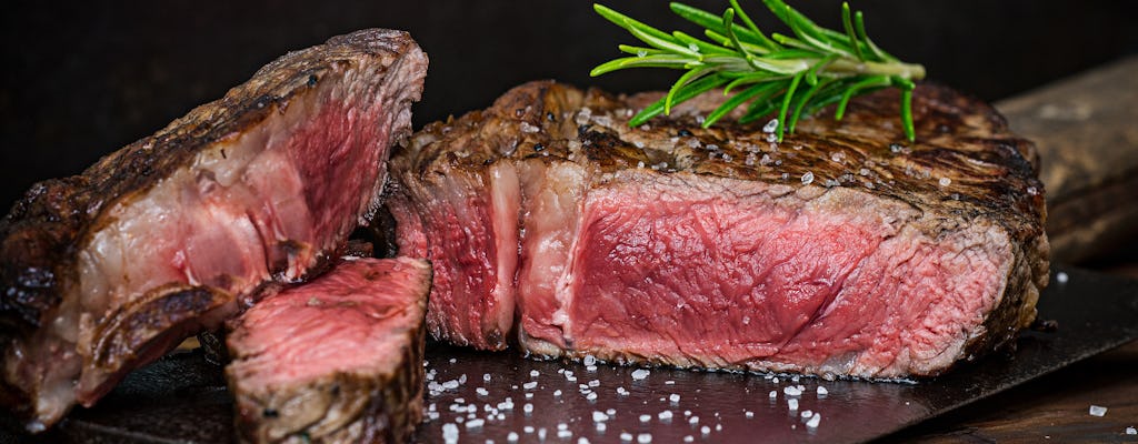 Evening food tour of Florence with tasting stops and steak dinner
