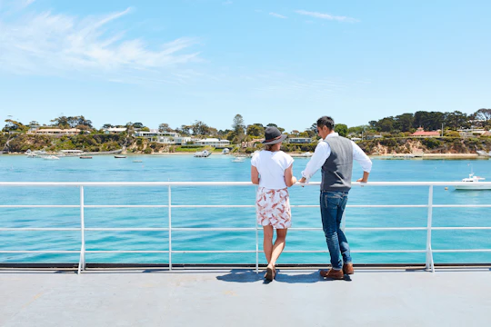 Mornington Peninsula sightseeing and Bay cruise