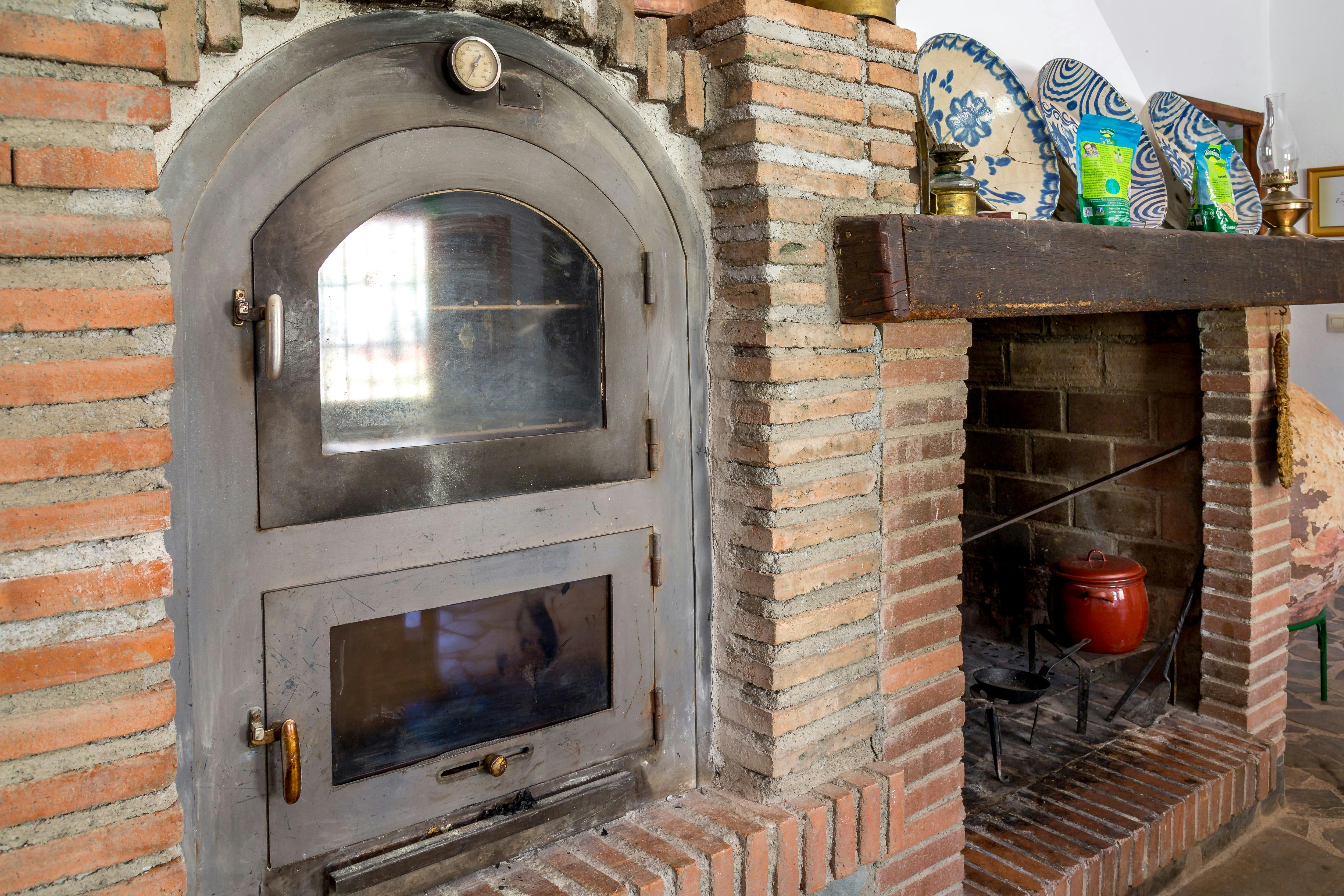 Almeria Wine & Tapas Tour