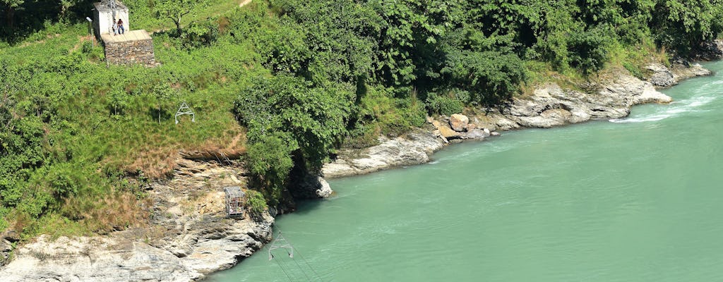 Excursão de rafting no rio Tirshuli saindo de Katmandu