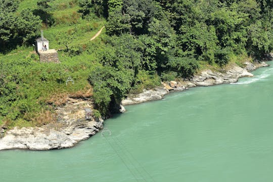 Excursion de rafting sur la rivière Tirshuli au départ de Katmandou