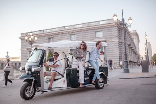 Visite en tuk-tuk électrique du centre historique de Madrid