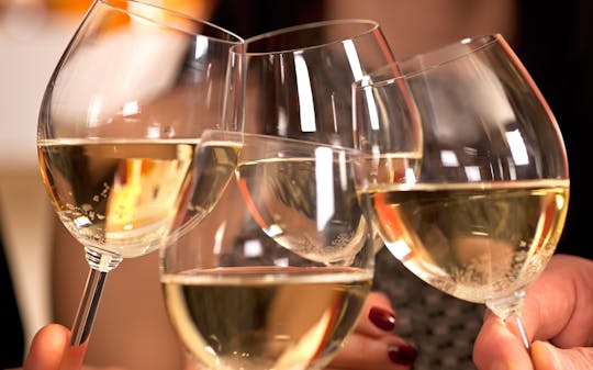 Mornington Peninsula Winery Bustour inklusive Mittagessen mit einem Glas Wein