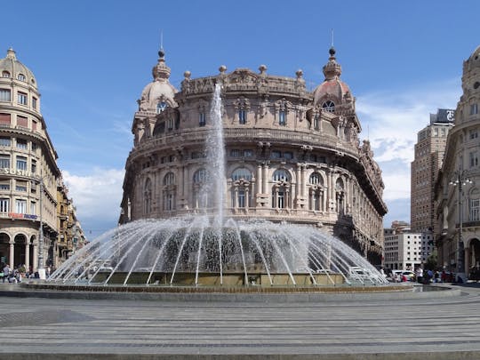 Genoa's old town guided tour