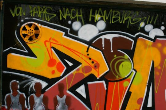 Graffiti and street art city tour of Hamburg