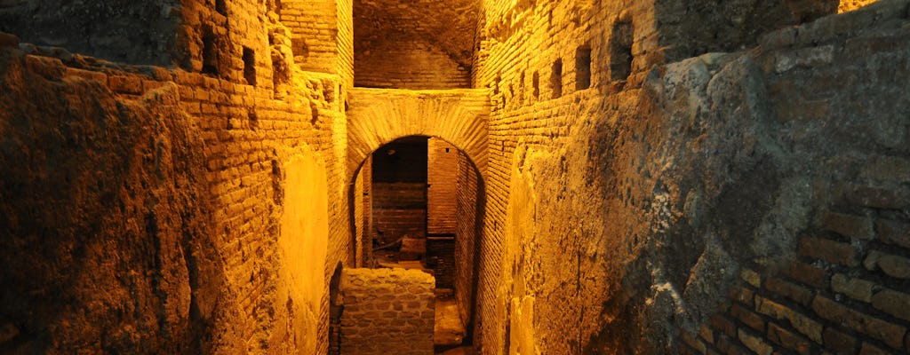 Acceso al subsuelo de Trevi