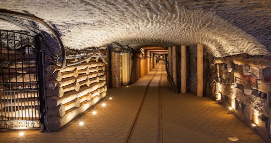 Au départ de Cracovie : visite guidée de la mine de sel de Wieliczka avec prise en charge